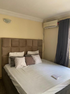 One bedrooms En-suite with kitchenette